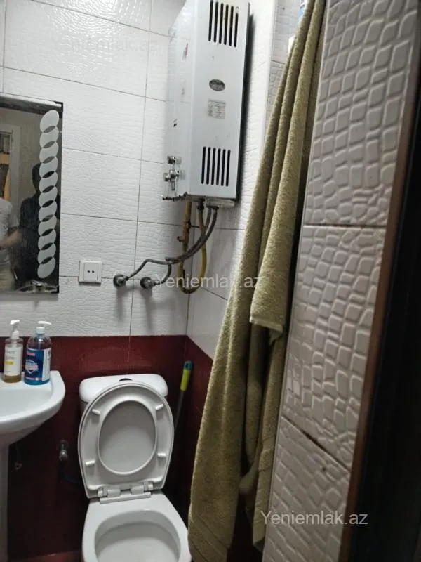 Satılır 2 otaqlı köhnə tikili 57 m²