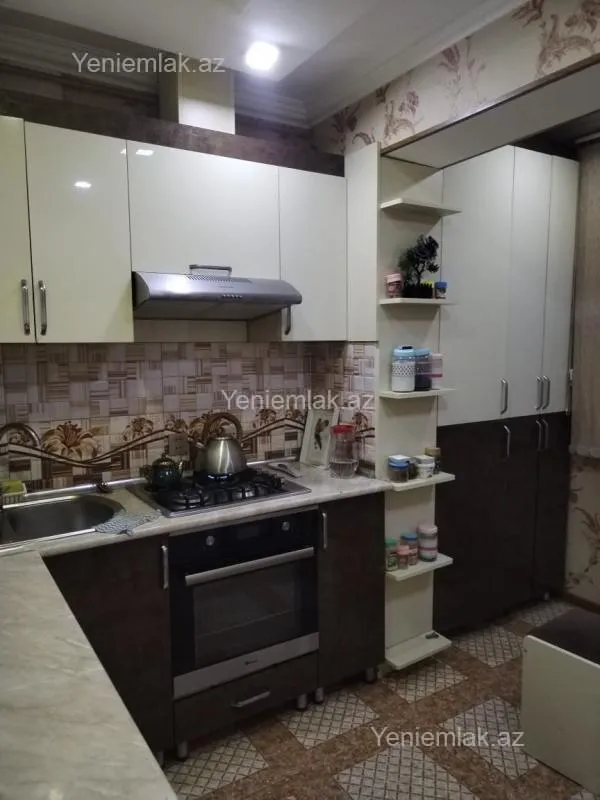 Satılır 2 otaqlı köhnə tikili 57 m²