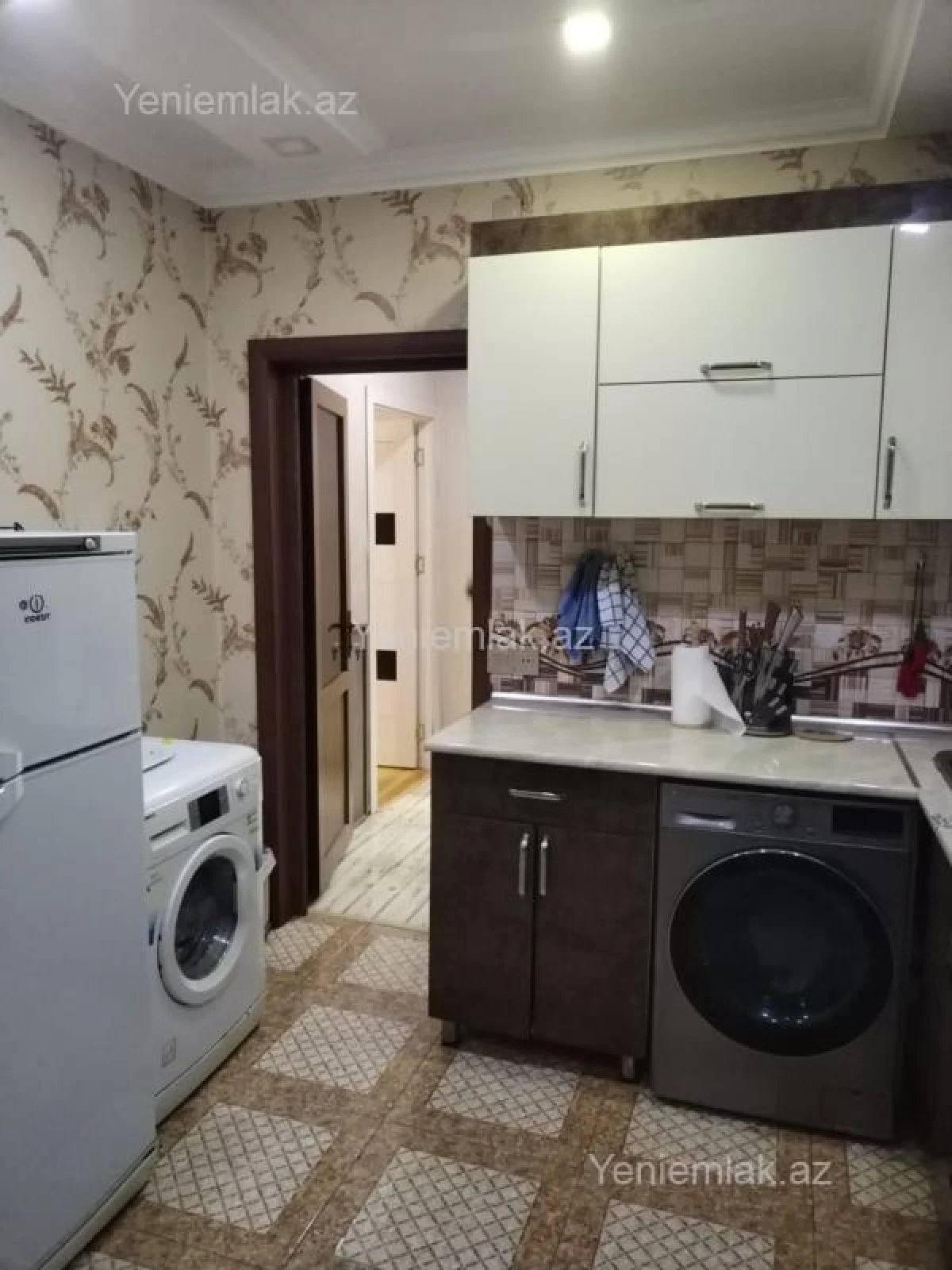 Satılır 2 otaqlı köhnə tikili 57 m²