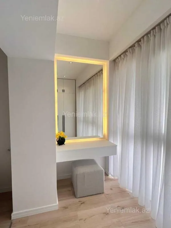 Satılır 2 otaqlı yeni tikili 70 m²
