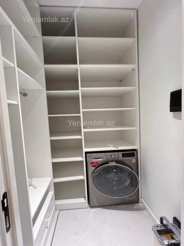 Satılır 2 otaqlı yeni tikili 70 m²