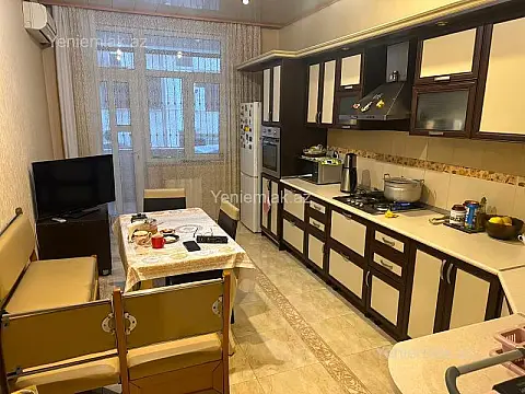Satılır 3 otaqlı yeni tikili 144 m²