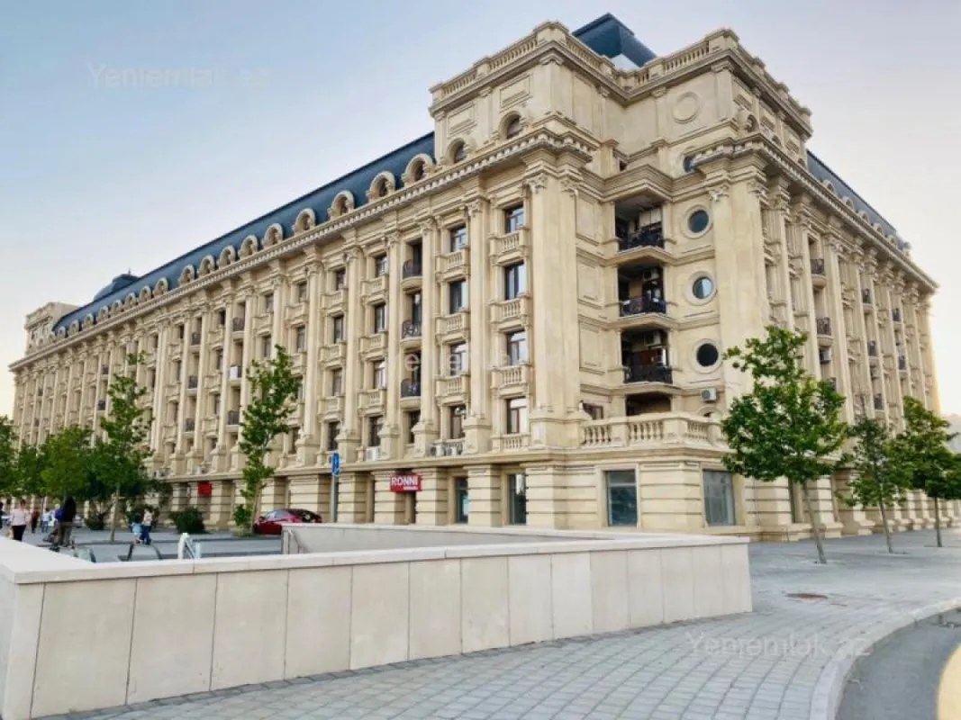 Satılır 3 otaqlı yeni tikili 105 m²