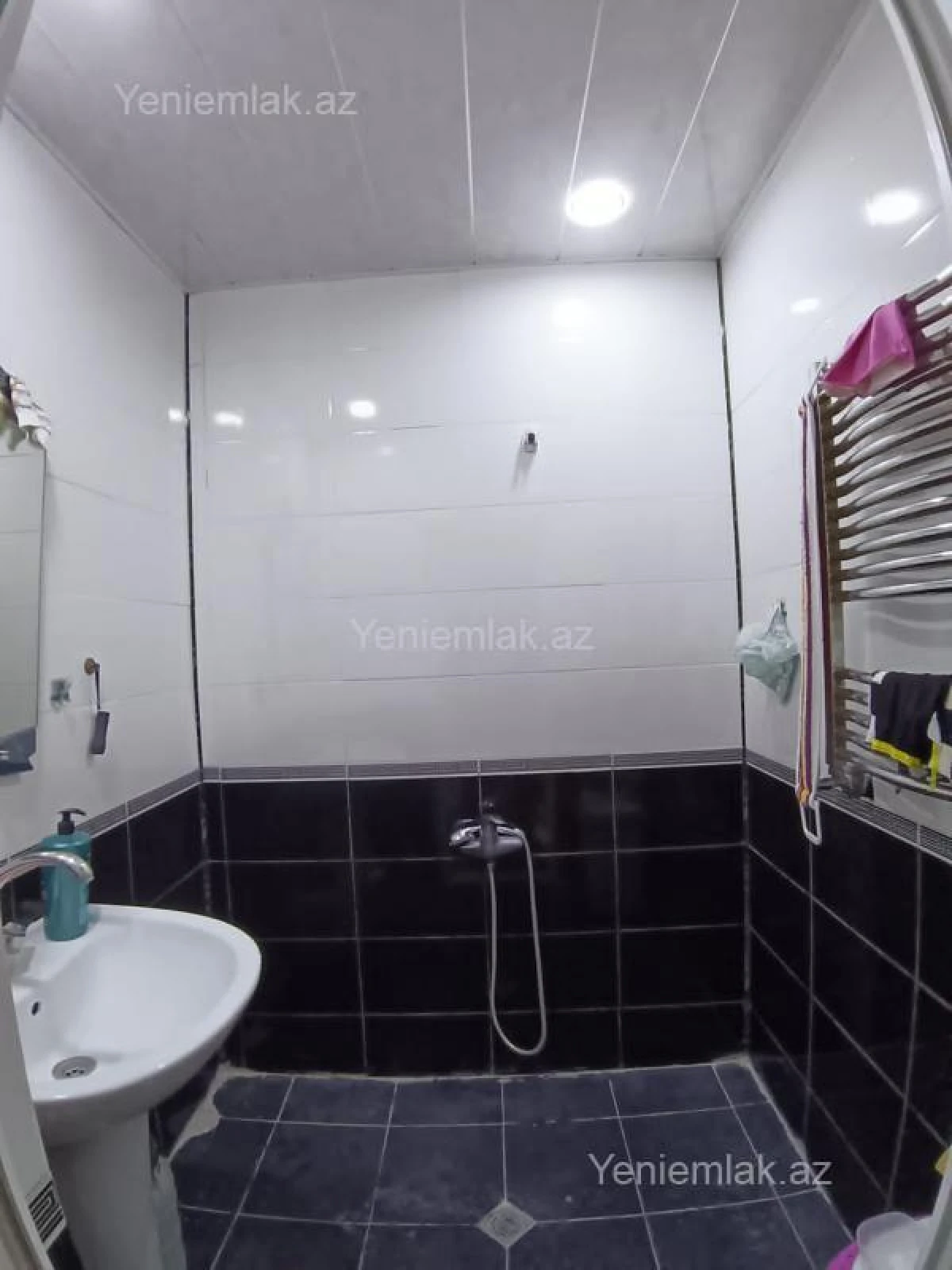 Satılır 3 otaqlı köhnə tikili 72 m²