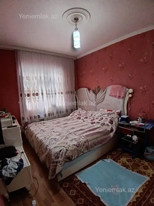Satılır 3 otaqlı köhnə tikili 72 m²