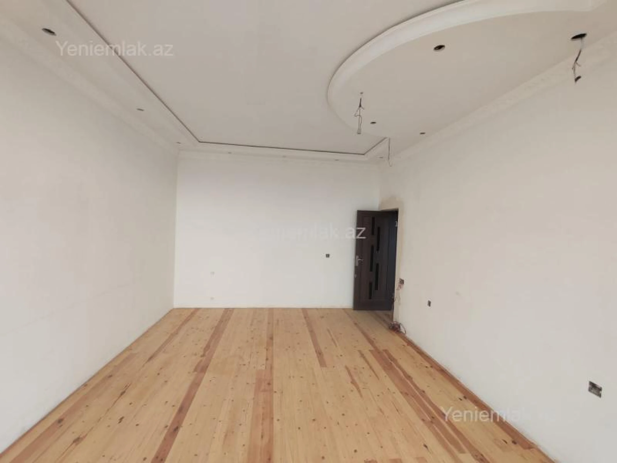 Satılır 6 otaqlı həyət evi 220 m²