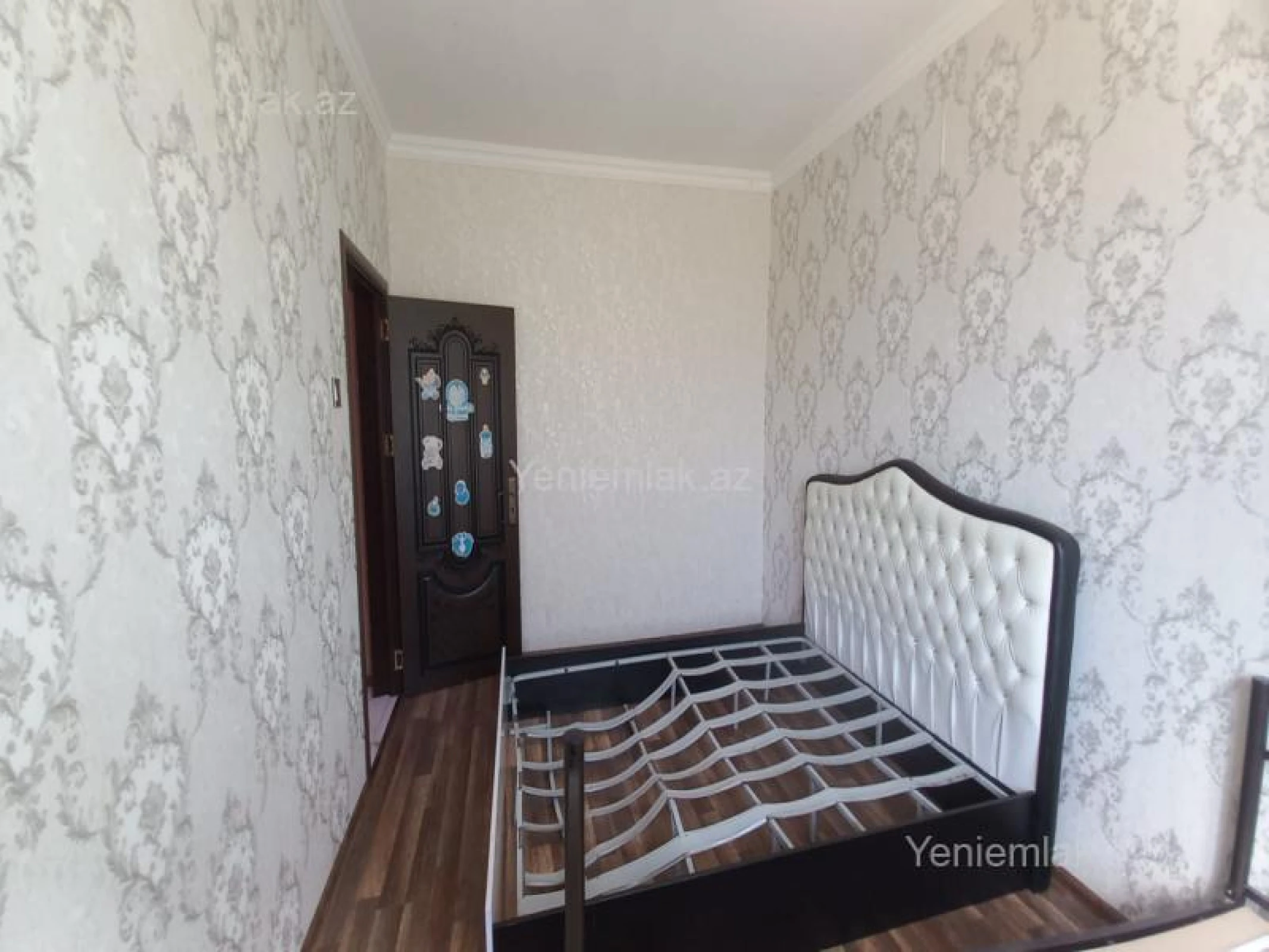 Satılır 4 otaqlı köhnə tikili 90 m²
