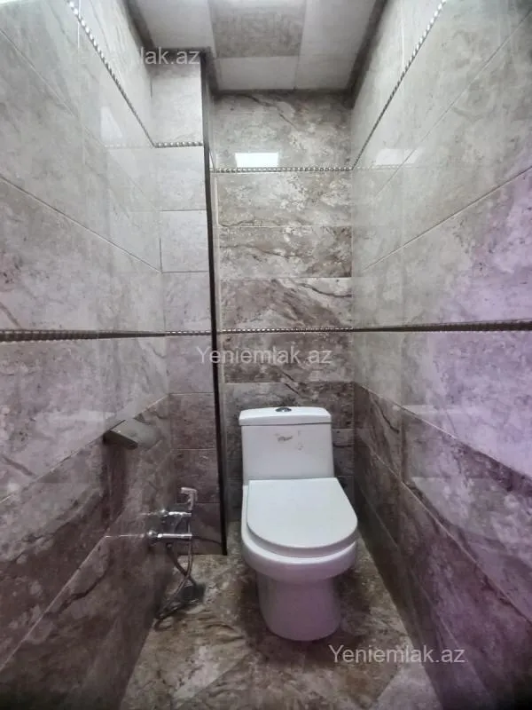 Satılır 4 otaqlı köhnə tikili 90 m²