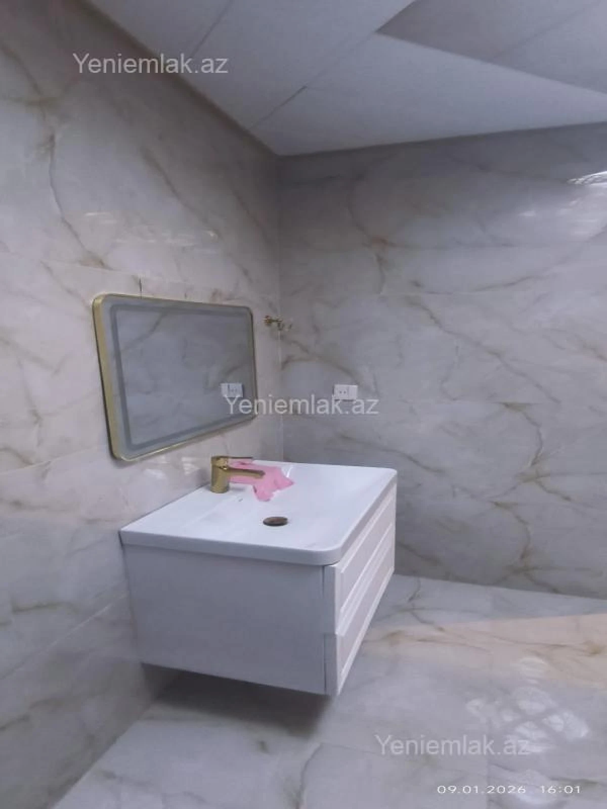 Satılır 3 otaqlı yeni tikili 170 m²