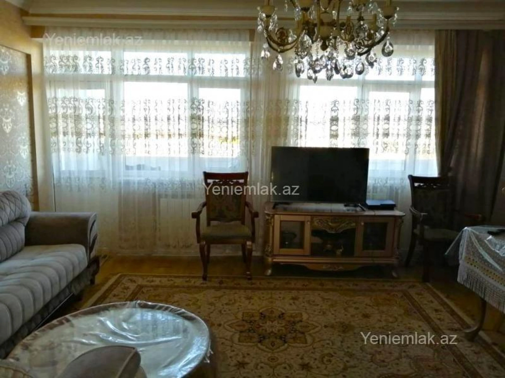 Satılır 4 otaqlı köhnə tikili 120 m²