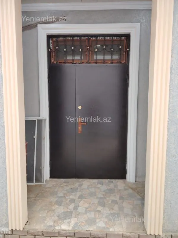 Satılır 3 otaqlı həyət evi 200 m²