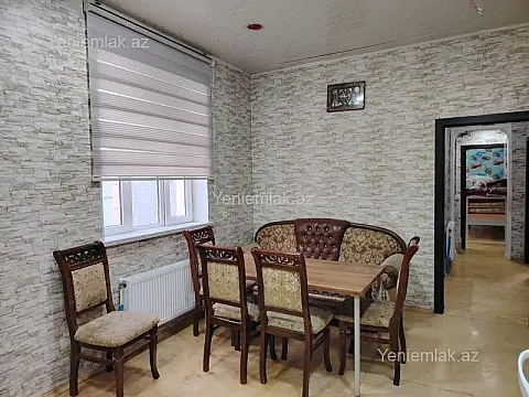 Satılır 3 otaqlı həyət evi 200 m²