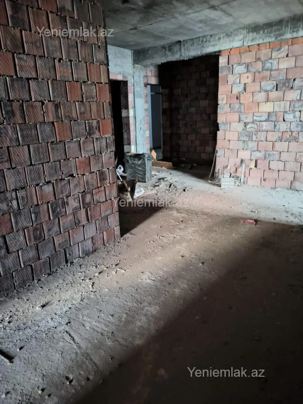 Satılır 4 otaqlı yeni tikili 186 m²