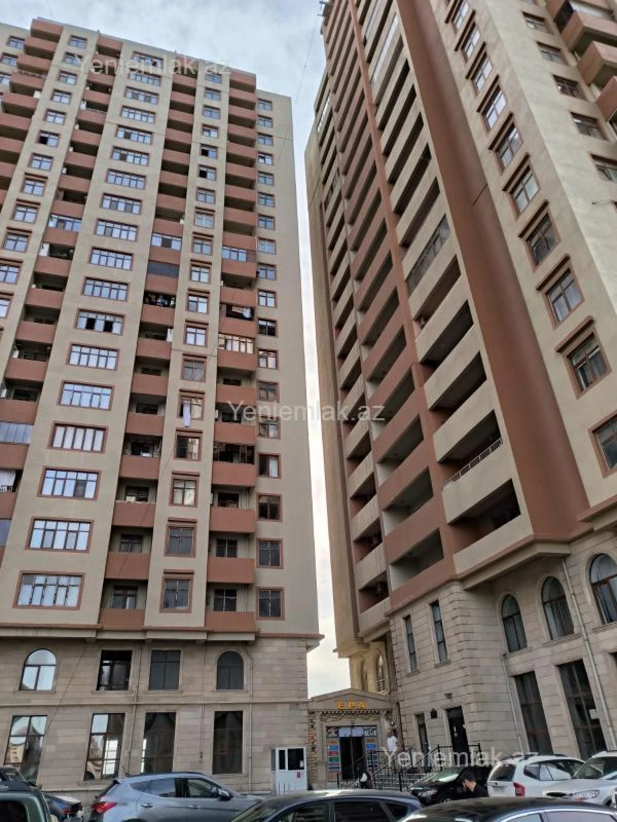 Satılır 4 otaqlı yeni tikili 186 m²