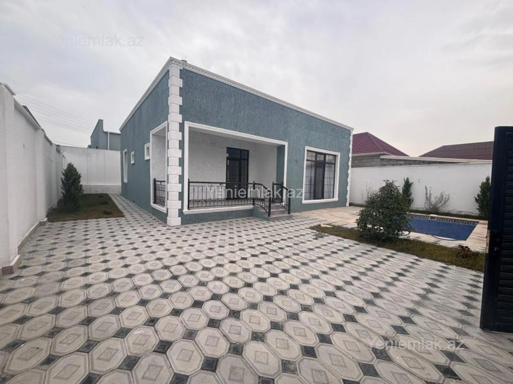 Satılır 3 otaqlı həyət evi 130 m²