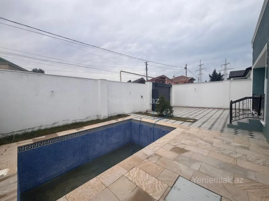 Satılır 3 otaqlı həyət evi 130 m²