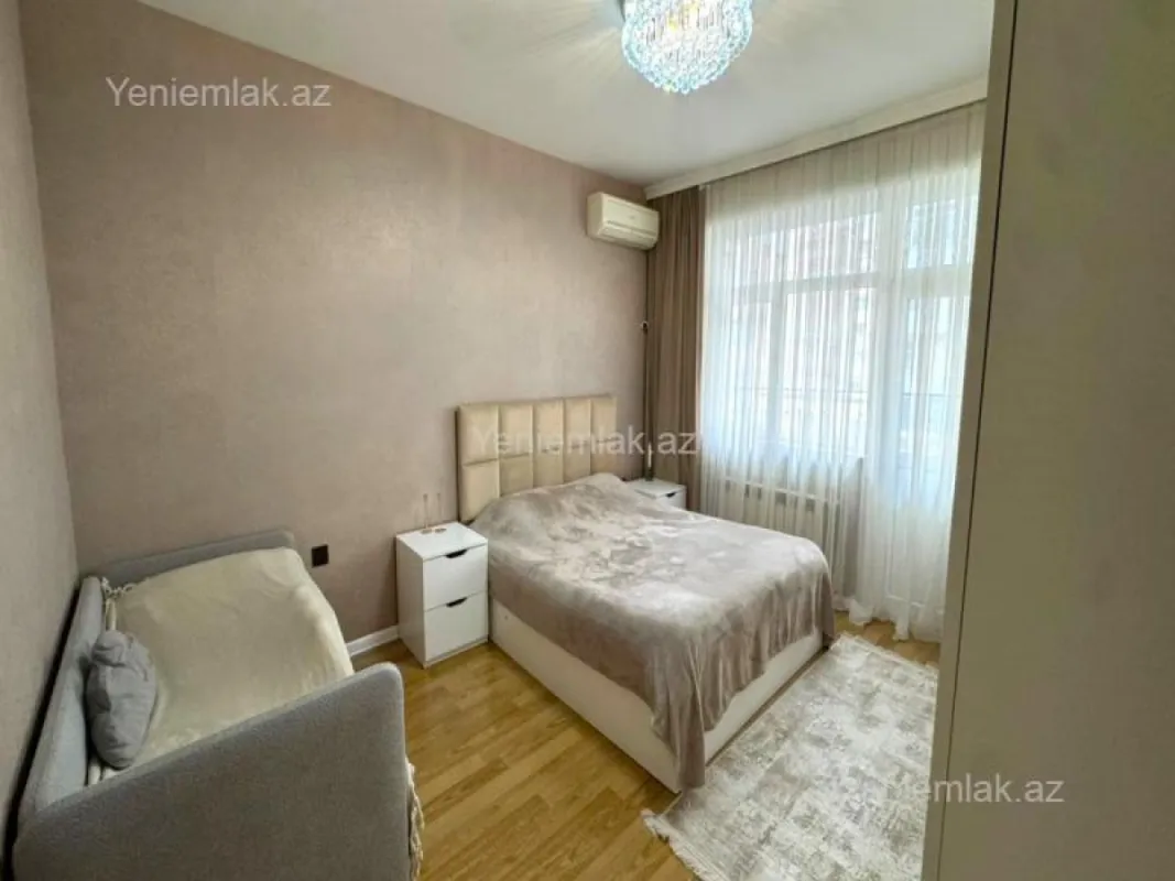Satılır 2 otaqlı yeni tikili 73 m²