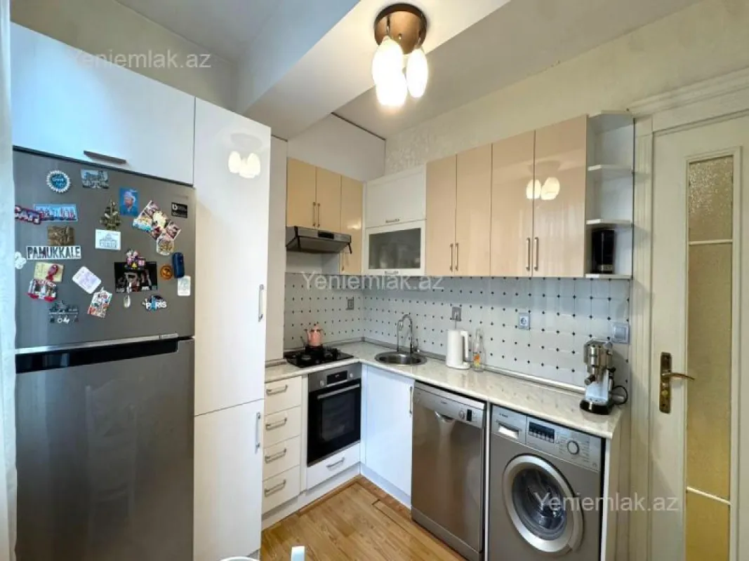 Satılır 2 otaqlı yeni tikili 73 m²