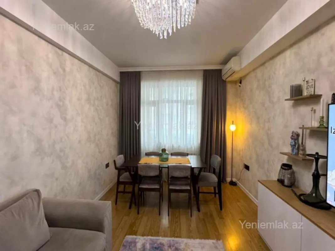 Satılır 2 otaqlı yeni tikili 73 m²