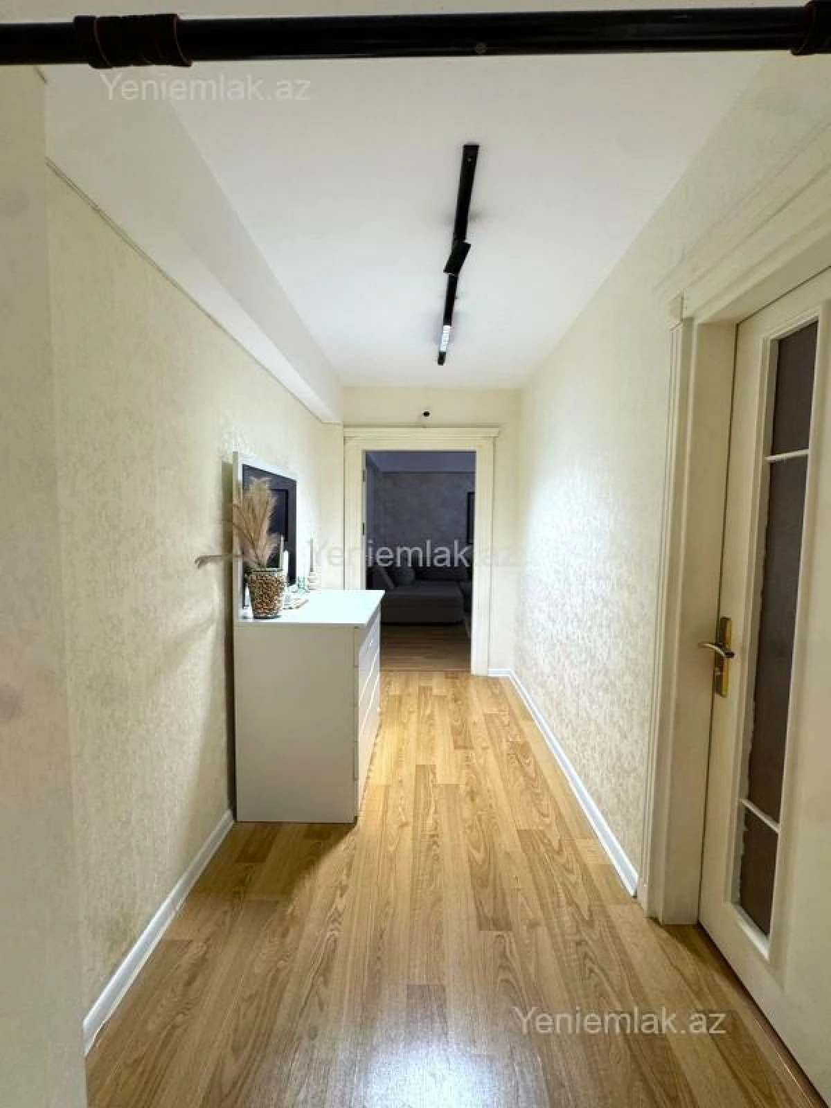 Satılır 2 otaqlı yeni tikili 73 m²