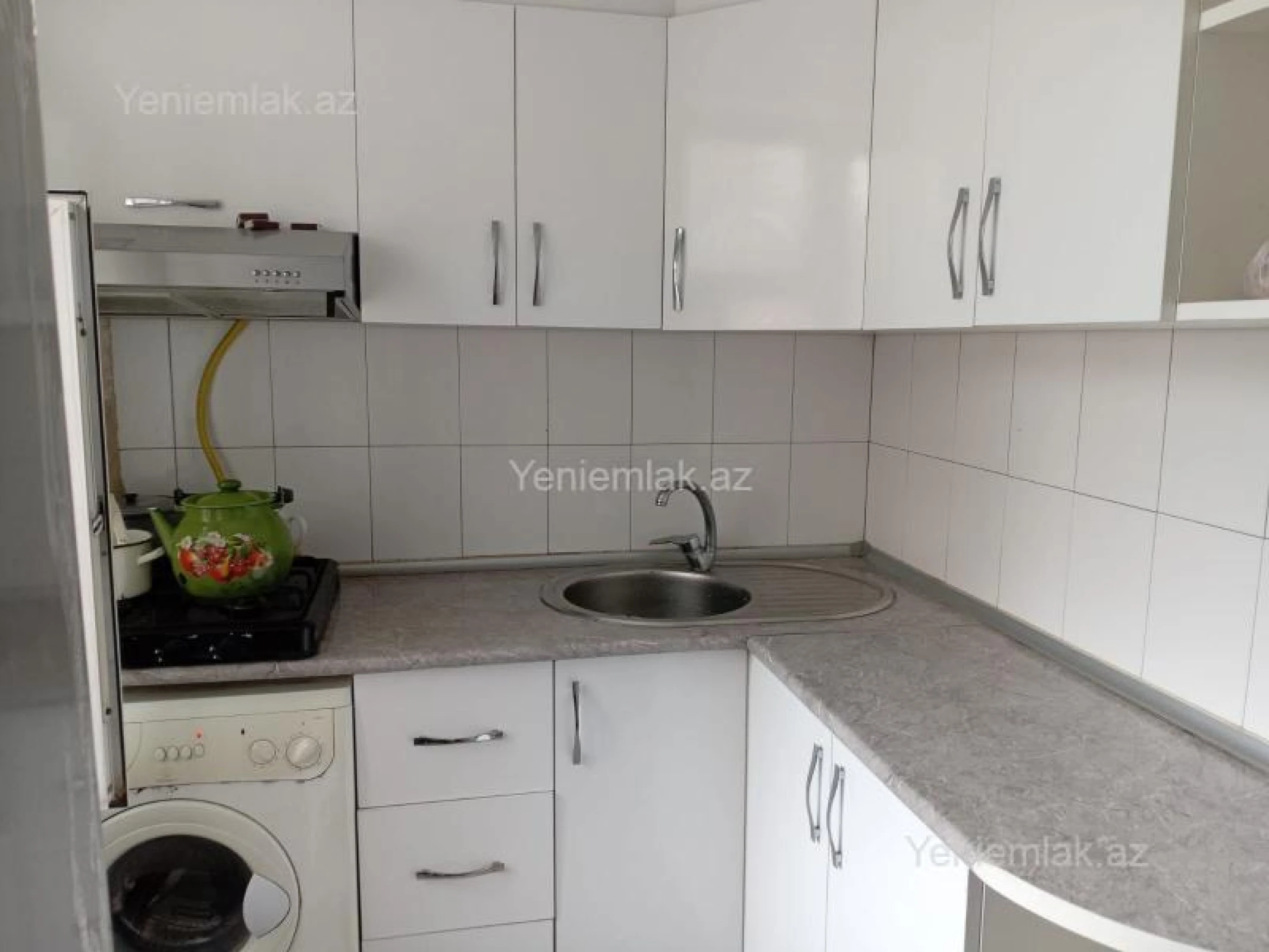 Satılır 2 otaqlı köhnə tikili 45 m²