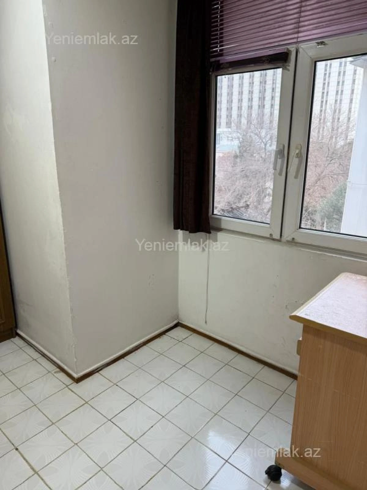 Satılır 2 otaqlı köhnə tikili 45 m²