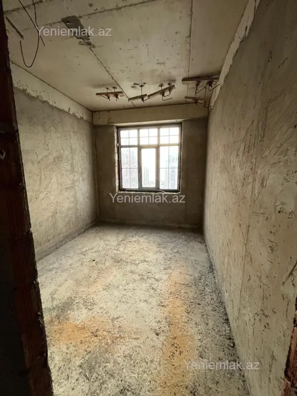 Satılır 2 otaqlı yeni tikili 84 m²