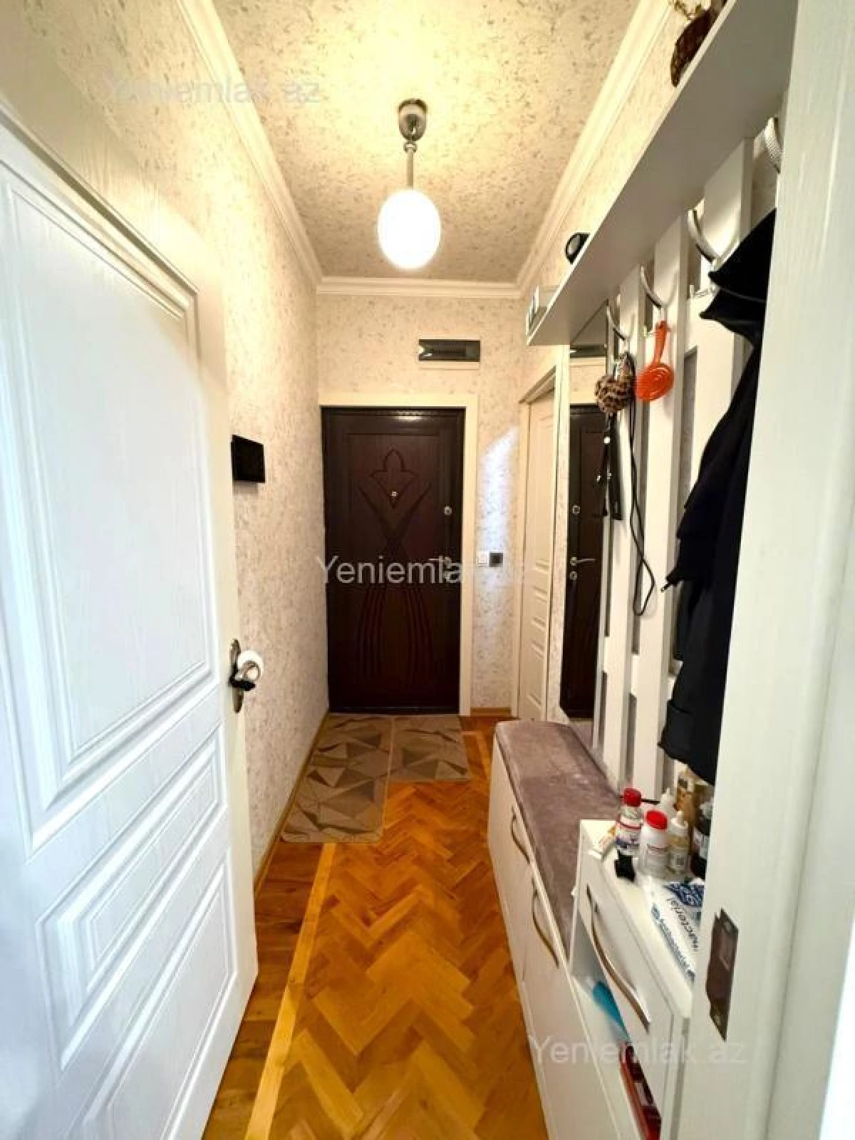 Satılır 2 otaqlı köhnə tikili 52 m²