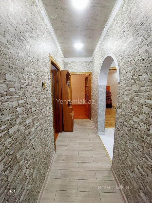 Satılır 3 otaqlı köhnə tikili 70 m²