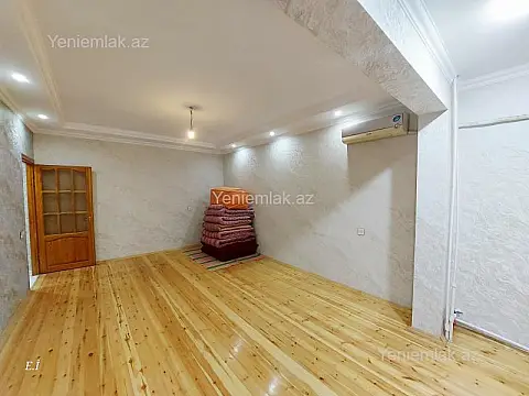 Satılır 3 otaqlı köhnə tikili 70 m² — Sumqayıt, 7-ci mikrorayon 3 otaq 70.00 m²