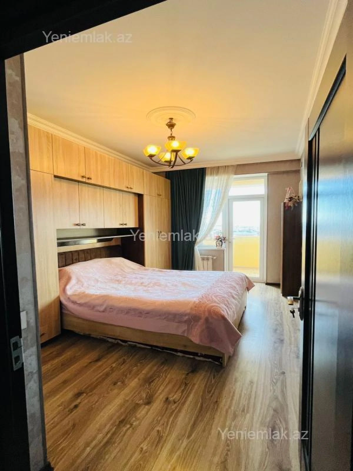 Satılır 3 otaqlı yeni tikili 78 m²