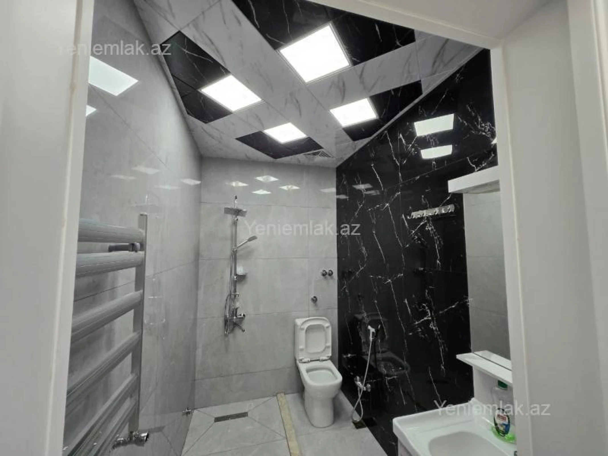 Satılır 3 otaqlı yeni tikili 63 m²