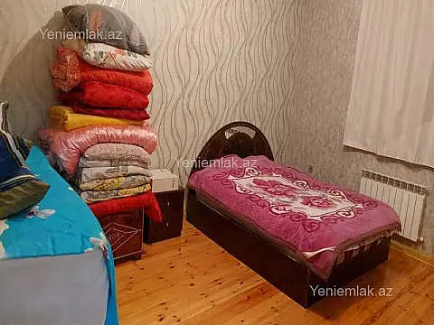 Satılır 8 otaqlı həyət evi 225 m²