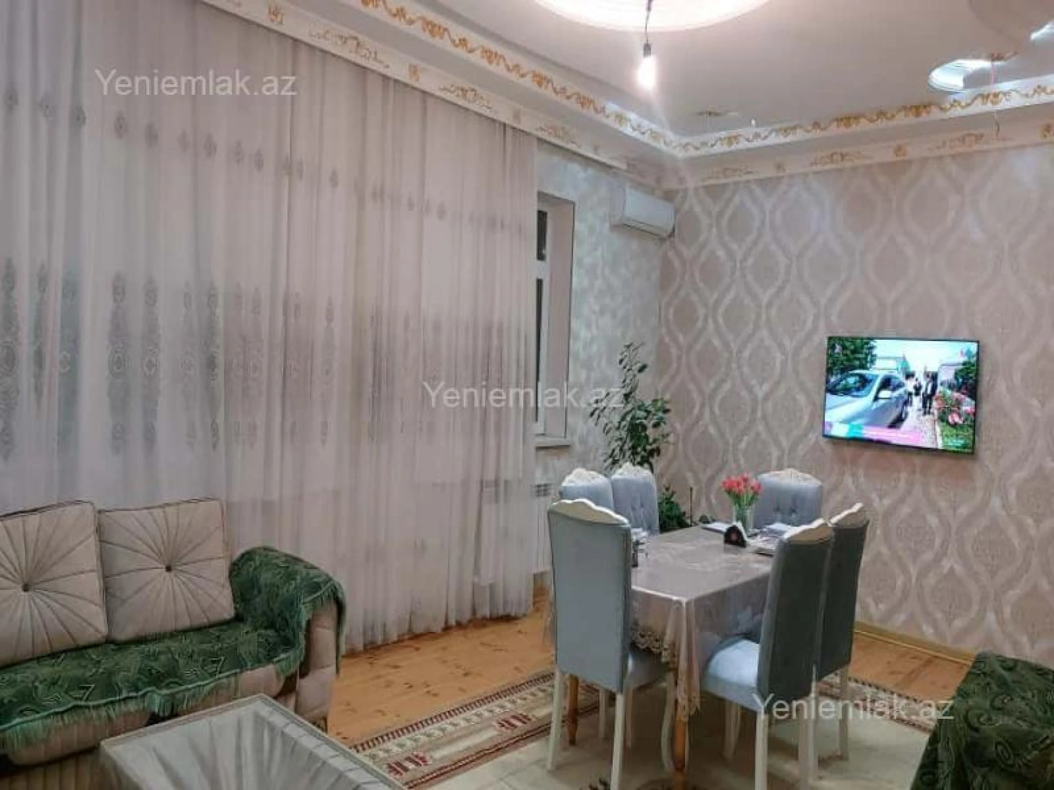 Satılır 8 otaqlı həyət evi 225 m²