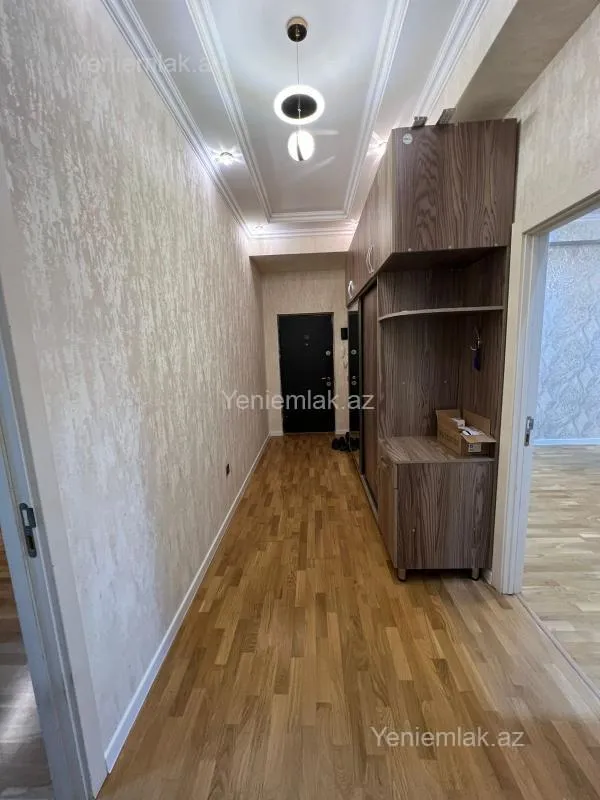 Satılır 3 otaqlı köhnə tikili 107 m²