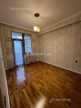 Satılır 3 otaqlı köhnə tikili 107 m²