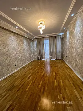 Satılır 3 otaqlı köhnə tikili 107 m²