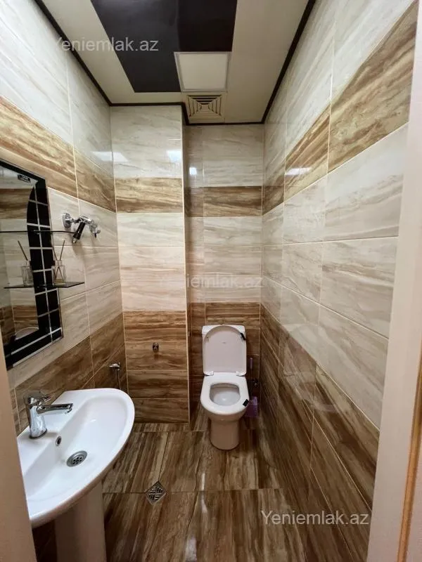 Satılır 3 otaqlı köhnə tikili 107 m²