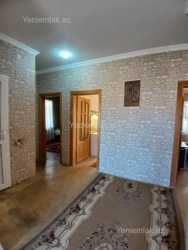 Satılır 5 otaqlı həyət evi 170 m²