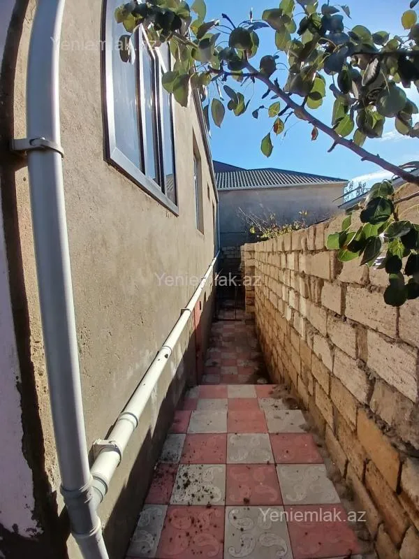 Satılır 5 otaqlı həyət evi 170 m²