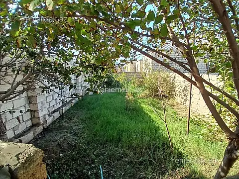 Satılır 5 otaqlı həyət evi 170 m²