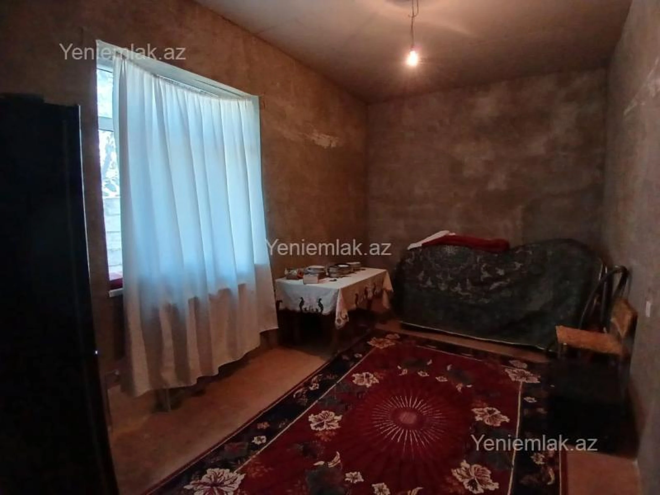 Satılır 5 otaqlı həyət evi 170 m²