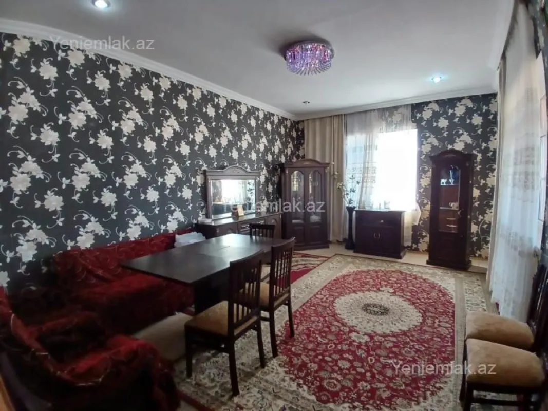 Satılır 5 otaqlı həyət evi 170 m²