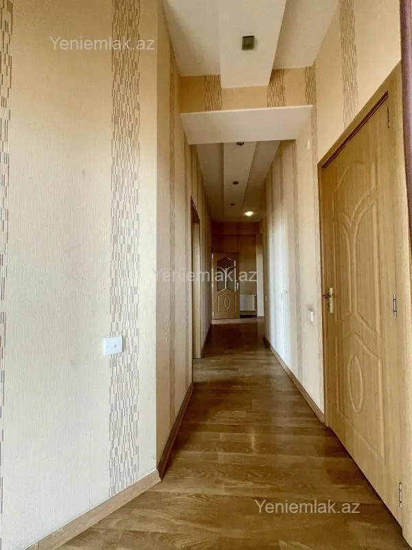 Satılır 3 otaqlı yeni tikili 110 m²