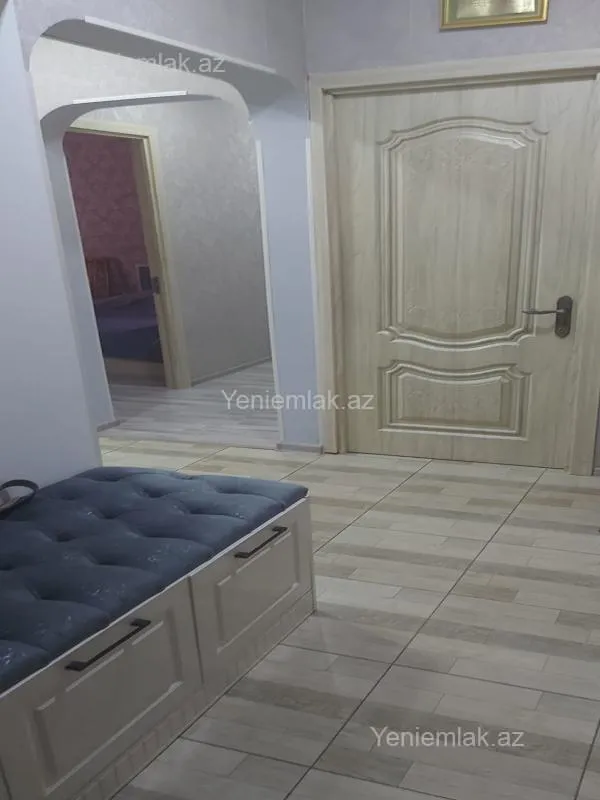 Satılır 4 otaqlı köhnə tikili 110 m²