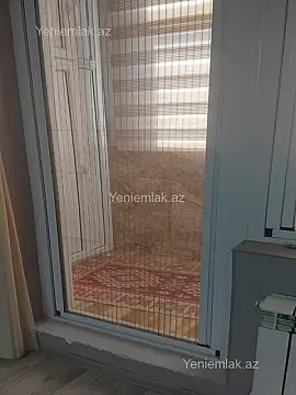 Satılır 4 otaqlı köhnə tikili 110 m²