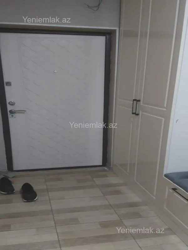 Satılır 4 otaqlı köhnə tikili 110 m²