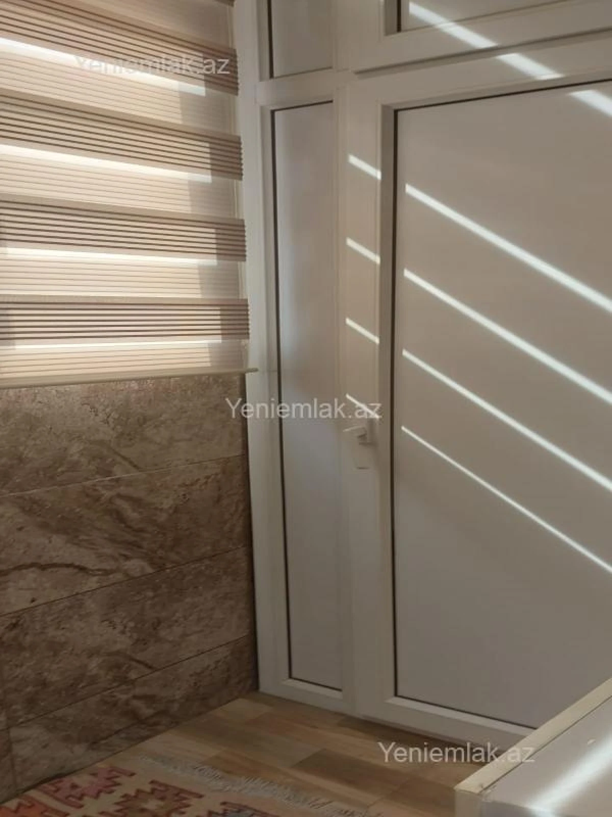 Satılır 4 otaqlı köhnə tikili 110 m²