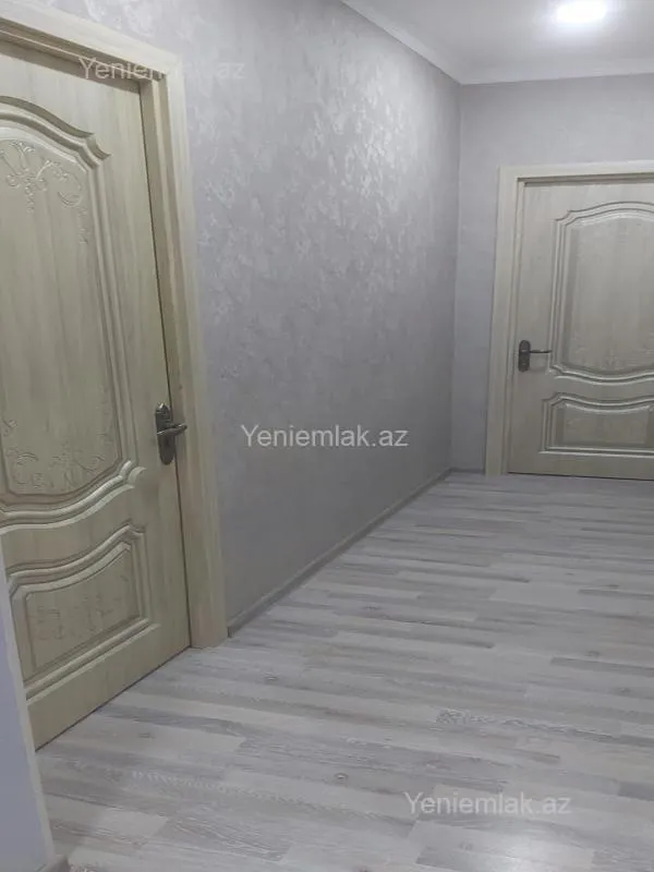 Satılır 4 otaqlı köhnə tikili 110 m²