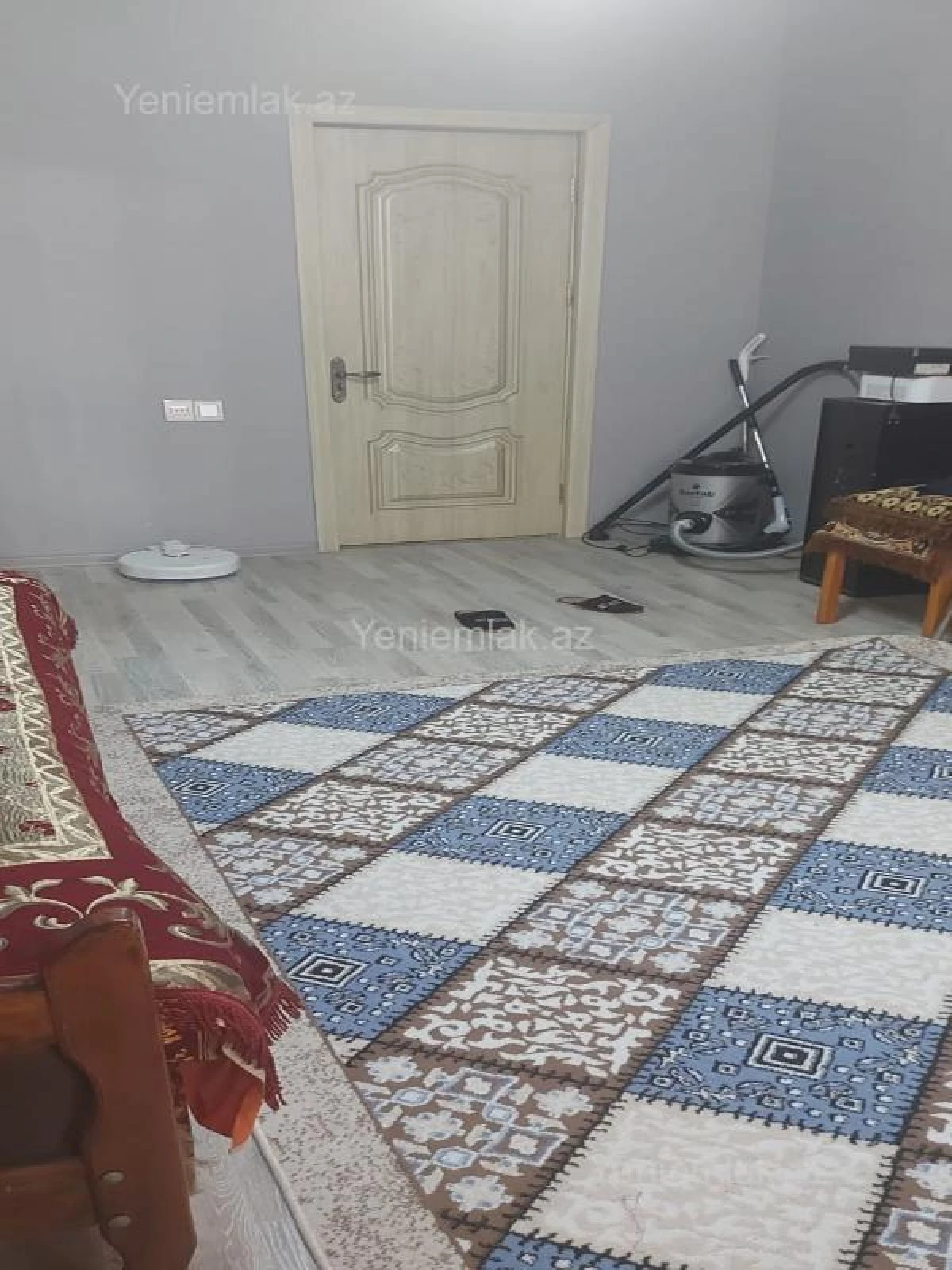 Satılır 4 otaqlı köhnə tikili 110 m²